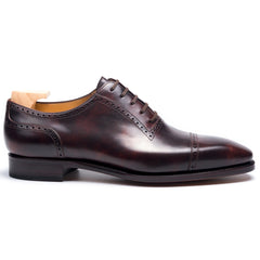 Victor Noir: Elegant Oxford Burgundy Leather Formal Shoes – Wingtip Detailing