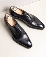 Adelaide Oxford – Hand-Patina Black with Brogue Detailing