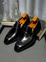Luxury Black Leather Loafer with Wooden Shoe Tree for Men