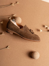 Brown Suede Leather Windsor Tassel Loafers – Handcrafted Luxury Slip-On Dress Shoes