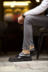 Stylish Leather Footwear: Classic Black Design