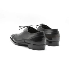Cap Toe Oxford – Classic Black with Sleek Finish