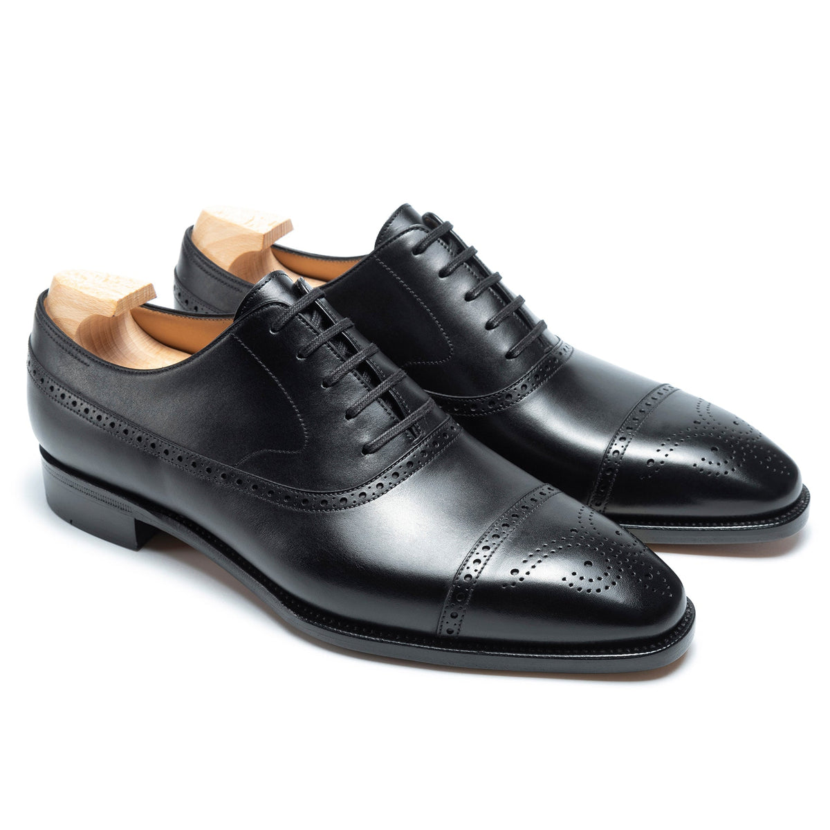 Lucian Prestige: Elegant Oxford Black Leather Formal Shoes – Full Brogue Edition